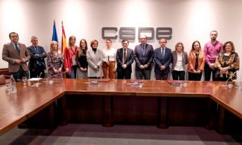 Crean un programa para incrementar la presencia de universitarias con discapacidad en entornos de trabajo digital