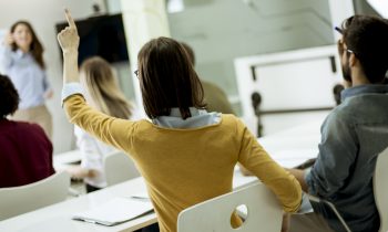 Cemudis propone “cuotas de reserva específicas para mujeres con discapacidad” en educación y empleo